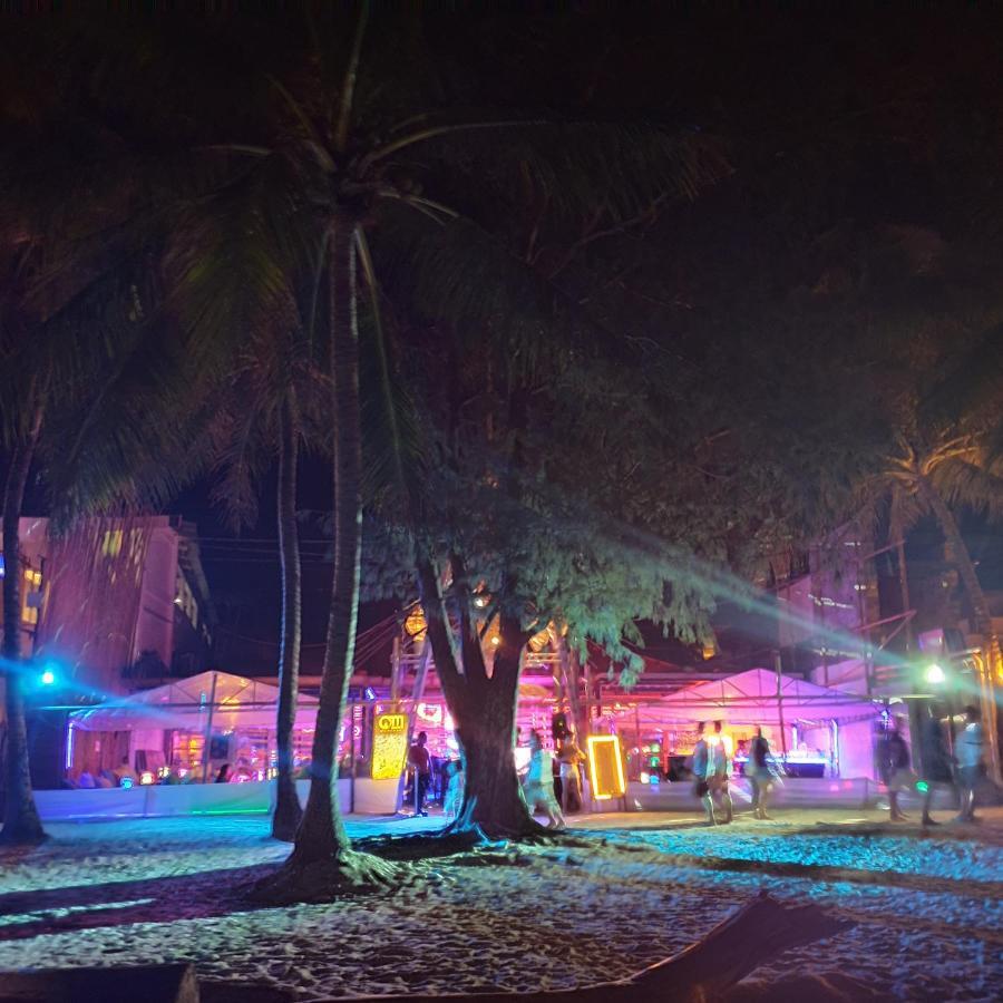 Wald's Place Hotel Manoc-Manoc